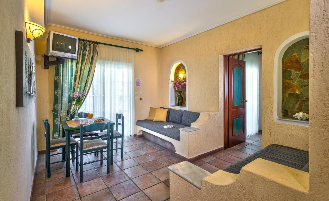Hotel Castle Suites Platanés Εξωτερικό φωτογραφία